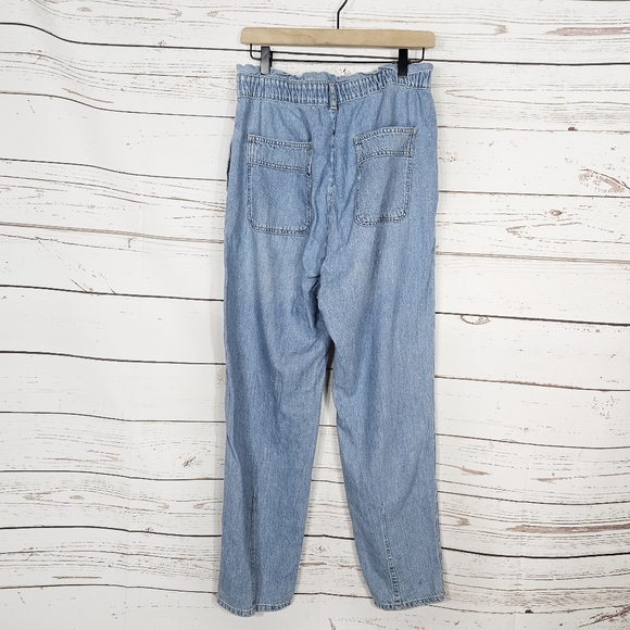Anthropologie | Pilcro | Paperbag Light Wash Denim Jeans - Picture 4 of 7